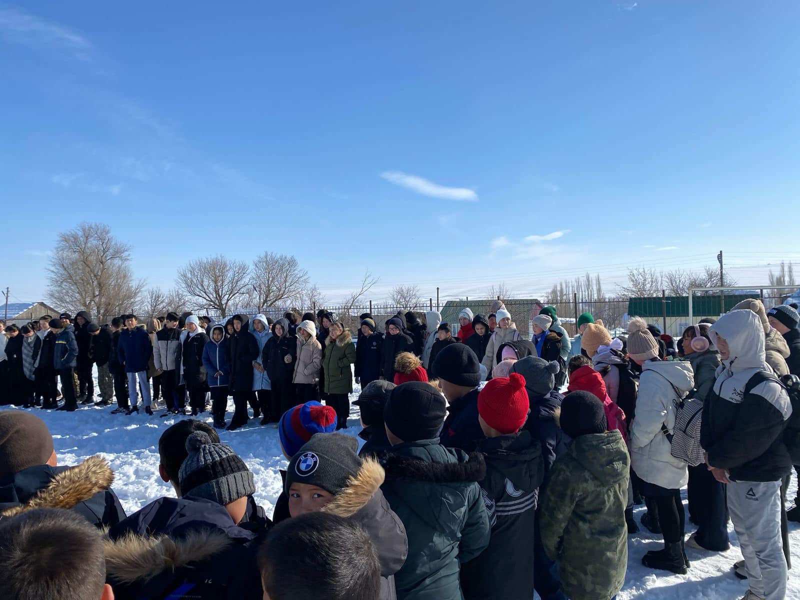 20 ақпан күні N9 Абай атындағы орта мектебінде сеймикалық және өрт жағдайы бойынша эвакуациялық жаттығу өткізілді.